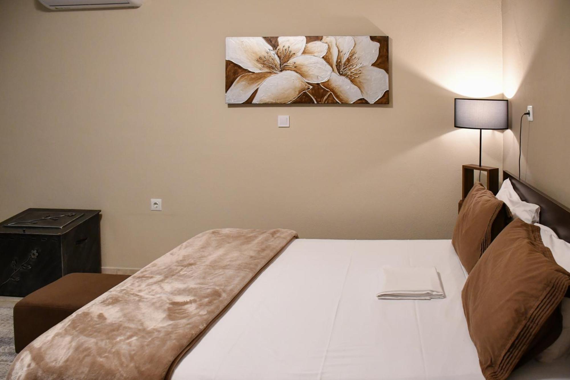Toula Rooms Ангістрон Екстер'єр фото